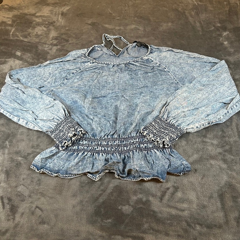 Marc New York Andrew Marc Blouse Womens Large Blue Acid Wash Smocked Peplum